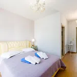 Kyklamino Villa