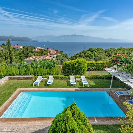 Kyklamino Villa Nikiana
