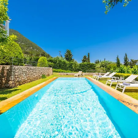 Villa Kyklamino