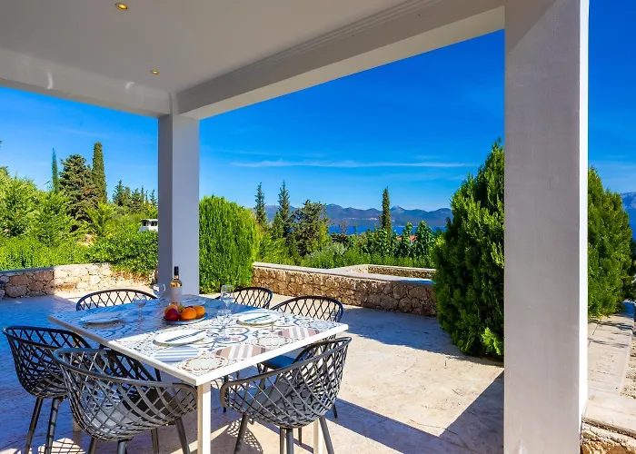 Kyklamino Villa Nikiana